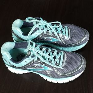 Brooks shoes